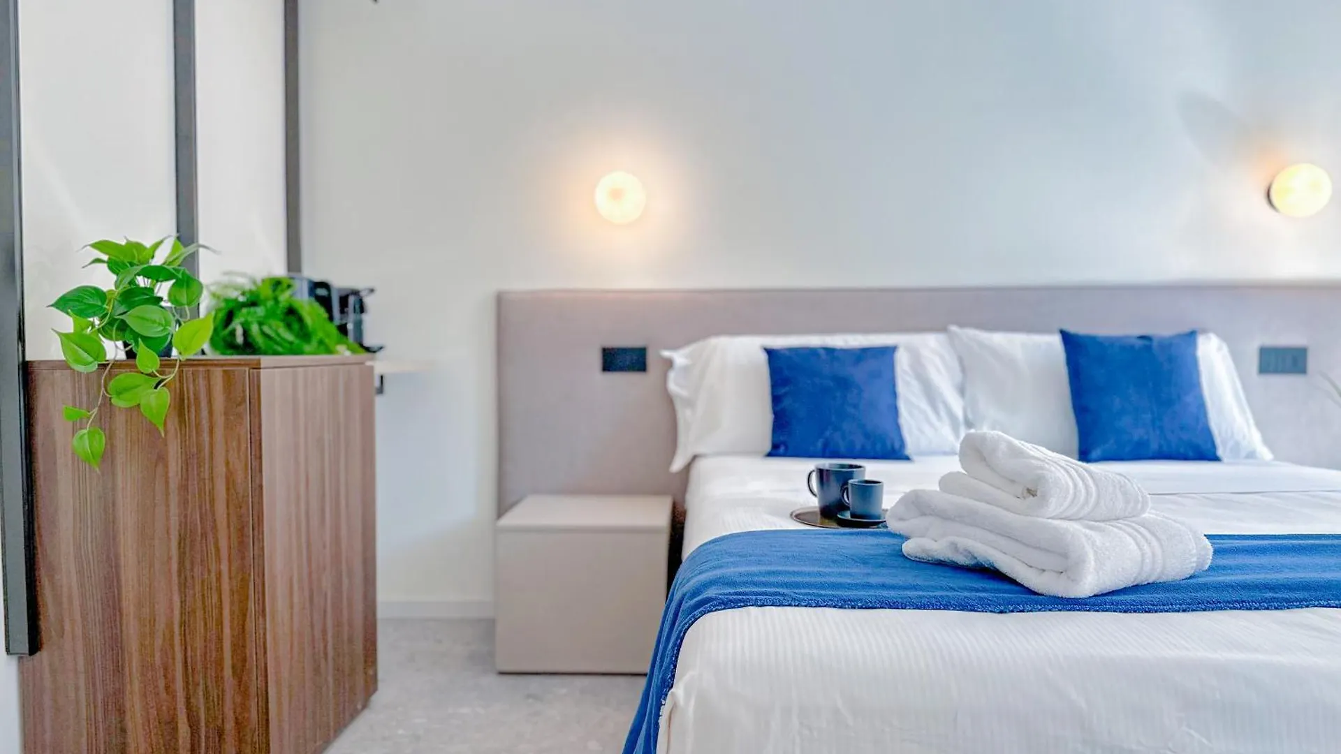 Porta Venezia - Luxy Suites - 6 Camere Milan