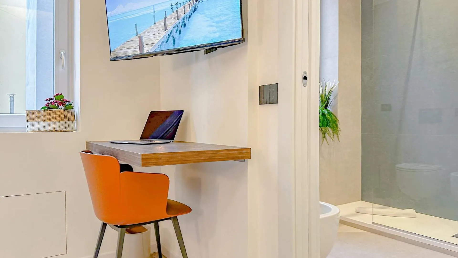 Porta Venezia - Luxy Suites - 6 Camere Milan 0*,  Italie