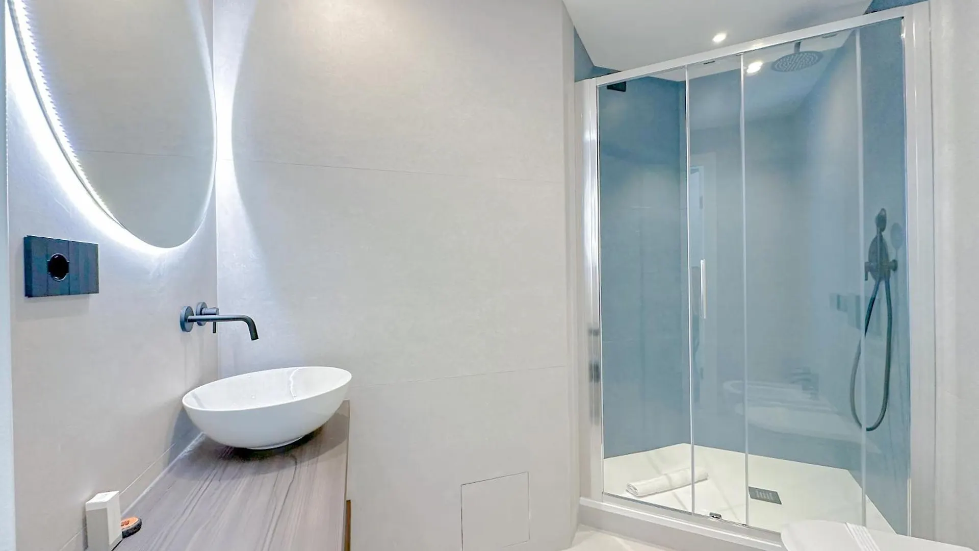 Porta Venezia - Luxy Suites - 6 Camere Milan 0*,