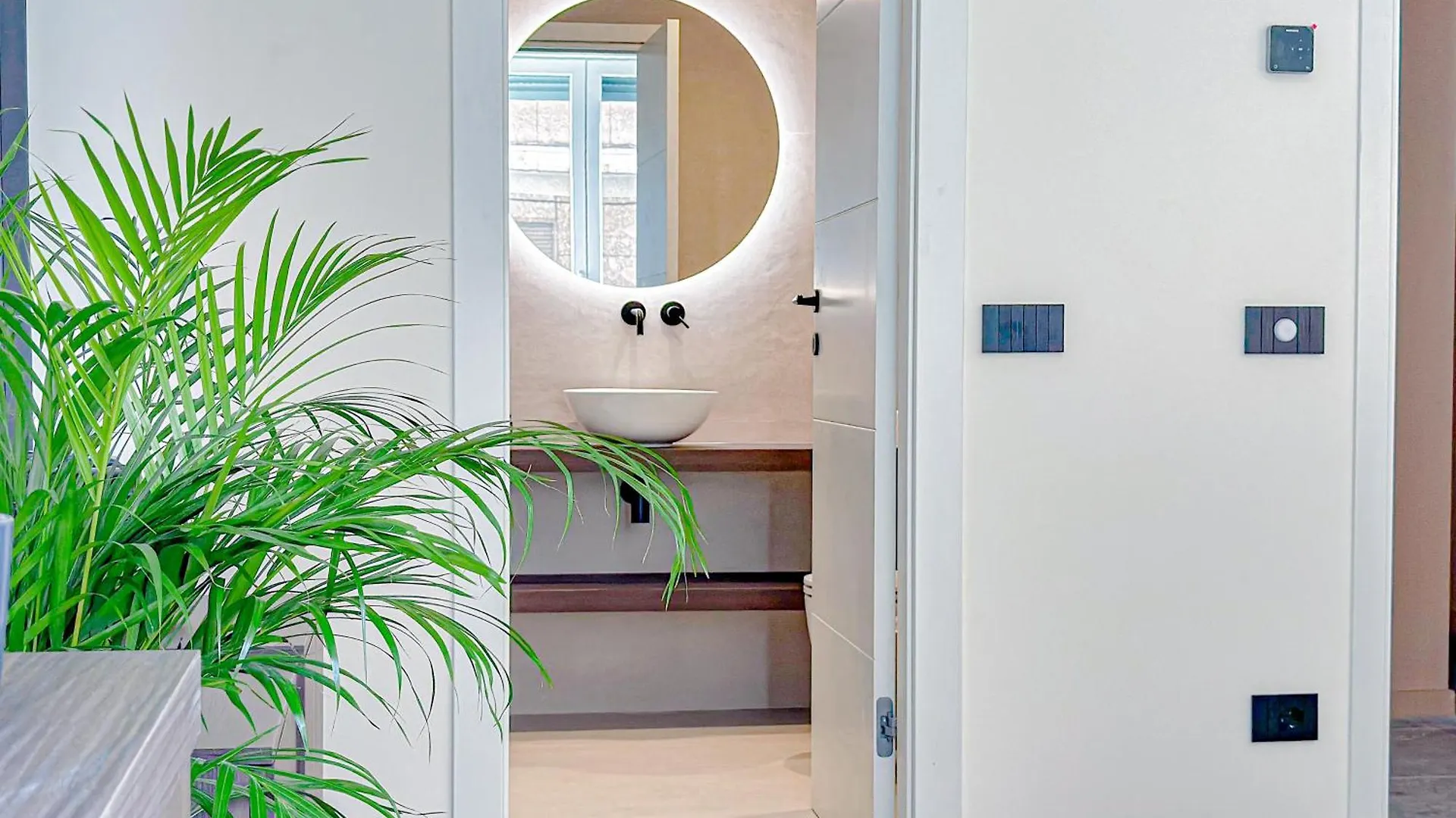 Porta Venezia - Luxy Suites - 6 Camere Milan 0*,