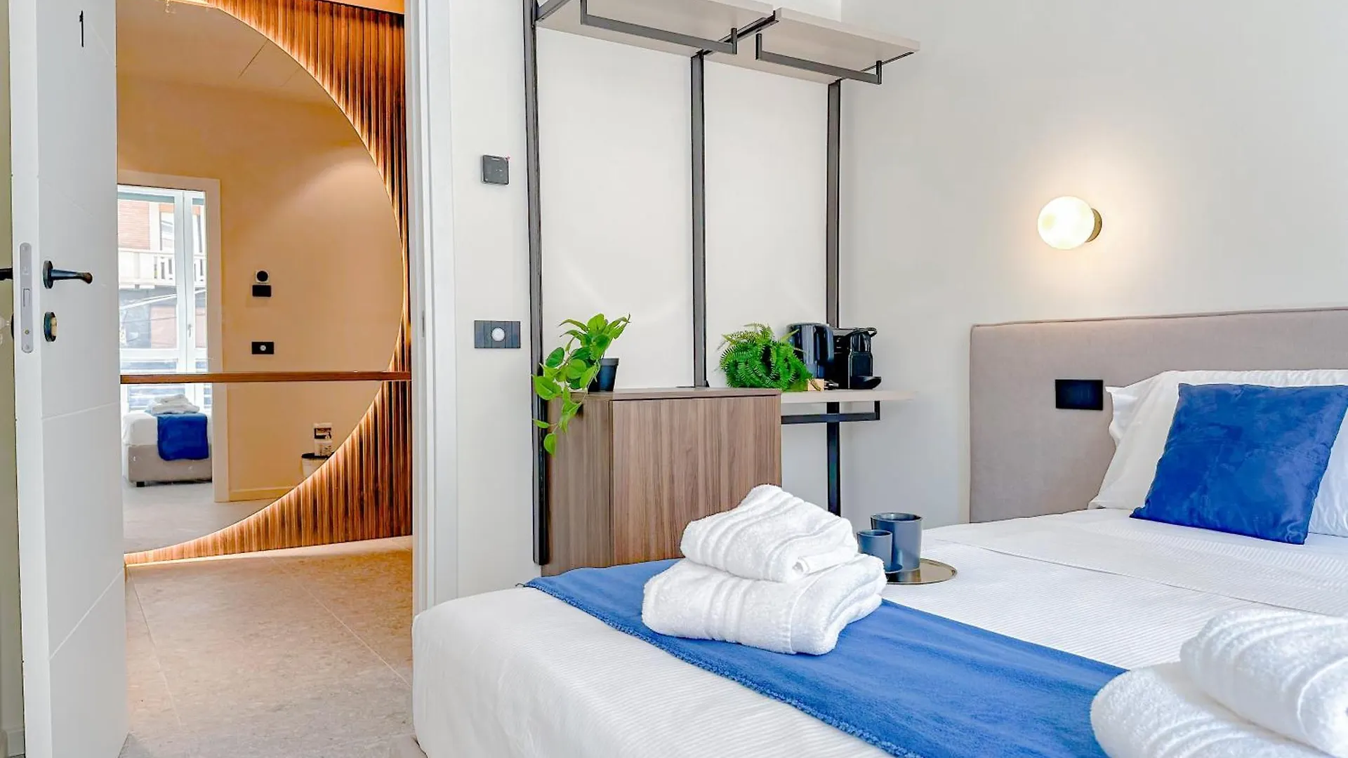 Porta Venezia - Luxy Suites - 6 Camere Milan